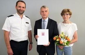Polizeipräsidium Osthessen: POL-OH: EKHK Horst Schäfer: Ein Urgestein der Vogelsberger Polizei geht in den Ruhestand