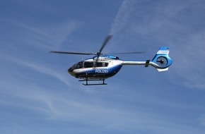 Polizei Mettmann: POL-ME: Mit Hubschrauber flüchtigen Pkw verfolgt -Ratingen- 2001017