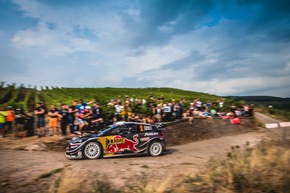 Ford Einsatzteam M-Sport nach schwierigem Verlauf der Deutschland-Rallye mit erfolgreicher Schadensbegrenzung
