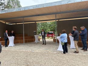 Neuer Pavillon im Inselnorden bietet Schutz, Radservice und Naturinformationen