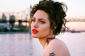 TELE 5: Angelina Jolie im TELE 5-Interview: "In ein paar Jahren werde ich kaum mehr Filme machen" (mit Bild)