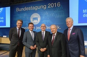 ZDK Zentralverband Deutsches Kraftfahrzeuggewerbe e.V.: Vertrauen wird neue Währung in der digitalen Wirtschaft
