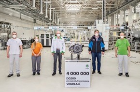 Skoda Auto Deutschland GmbH: ŠKODA AUTO Werk Vrchlabí produziert 4.000.000stes automatisches Direktschaltgetriebe des Typs DQ200