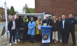 Polizei Düren: POL-DN: Zuhause sicher - Bauverein erhält Präventionsplakette