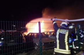Feuerwehr Dortmund: FW-DO: PKW-Brand auf dem Gelände eines Autohandels