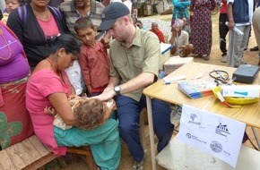 Aktion Deutschland Hilft e.V.: Erdbeben Nepal: Flughafen wird zum Nadelöhr / Große Herausforderungen in der Nothilfe für Mitglieder des Bündnisses Aktion Deutschland Hilft