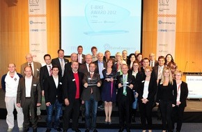 Innogy SE: RWE und ExtraEnergy verleihen E-Bike Award 2014 / Partner zeichnen die besten Elektromobilitätskonzepte aus/Bewerbungen ab sofort möglich (FOTO)