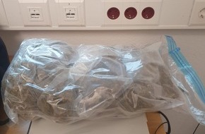 Bundespolizeidirektion Sankt Augustin: BPOL NRW: Deutscher mit einem Kilogramm Marihuana am Bahnhof Viersen festgenommen