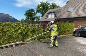 Feuerwehr Schermbeck: FW-Schermbeck: Erneuter Heckenbrand am Samstag