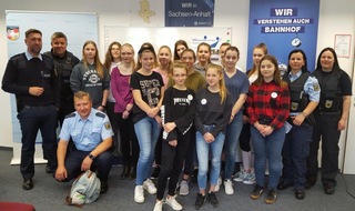 BPOLI MD: Mädchen-Zukunftstag bei der Bundespolizeiinspektion Magdeburg: &quot;Heute suchen wir zur Abwechslung mal die Guten&quot;