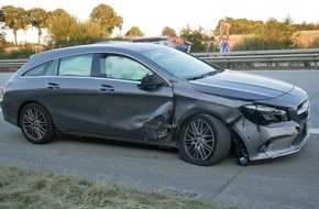 Polizeiinspektion Rotenburg: POL-ROW: ++ Hansalinie A1 - Raser provoziert Verkehrsunfall ++ Tabakpfeifen und Rennrad geklaut ++ 48-Jährige nach Sturz mit Rennrad verletzt ++ Hansalinie A1 - Aufmerksame Zeugen melden Alkoholfahrt ++