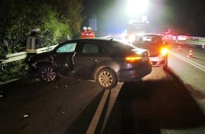 Polizeiinspektion Hameln-Pyrmont/Holzminden: POL-HM: Kollision mit drei Fahrzeugen / Bundesstraße 83 voll gesperrt / Hinweis auf Gefahren durch Ablenkung während der Fahrt