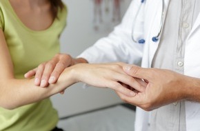 Deutsche Gesellschaft für Handchirurgie: Tag der Hand 2021 - Nervenkompressionen an der Hand frühzeitig erkennen und behandeln