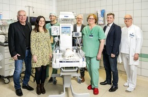 Klinikum Nürnberg: Pressemitteilung: Stiftung finanziert Baby-Reanimationseinheit im Krankenhaus Lauf