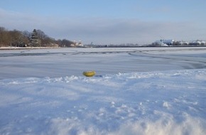 Kreispolizeibehörde Herford: POL-HF: Wasserschutzpolizei warnt die Bevölkerung- Mittellandkanal und Weser gefroren