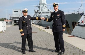 Presse- und Informationszentrum Marine: Kommandeur-Wechsel im 2. Fregattengeschwader