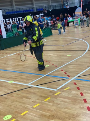 FW-EN: Feuerwehr stellt sich beim Schwelmer-Sport-Aktiv-Tag vor