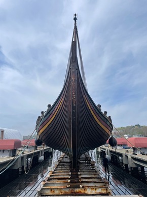 Mit dem Wikingerschiff auf den Spuren der Geschichte: The HISTORY Channel zeigt neue Doku-Serie über außergewöhnliche Expedition von Norwegen nach Amerika
