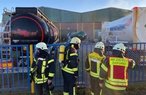 Freiwillige Feuerwehr der Stadt Goch: FF Goch: 7 Arbeiter mit Verdacht auf Rauchgasvergiftung