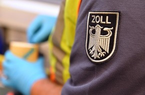 Hauptzollamt Köln: HZA-K: Nikolausnacht hält auch für den Kölner Zoll am Flughafen eine Überraschung bereit / Acht Drogensendungen mit knapp 19 Kilogramm Marihuana und rund sechs Kilogramm Haschisch sichergestellt