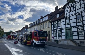 Feuerwehr Detmold: FW-DT: Feuer MiG - Eine Person leicht verletzt