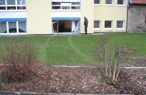 Polizeidirektion Göttingen: POL-GOE: (902/2010) "Sir Henry"... und andere ungewöhnliche Begegnungen - Polizei Göttingen blickt auf kuriose Einsätze zurück