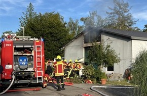 Freiwillige Feuerwehr Reichenau: FW Reichenau: Lagerhalle mit Dekoartikeln in Brand geraten Feuerwehren Reichenau und Konstanz gemeinsam im Löscheinsatz 07.09.2024, Reichenau-Waldsiedlung