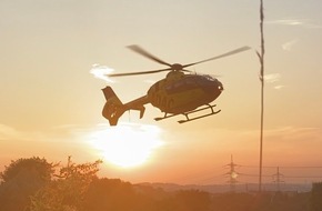 Feuerwehr Hattingen: FW-EN: Rettungshubschrauber fliegt Kind nach Sturz in eine Kinderklinik