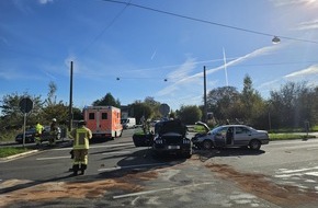 Freiwillige Feuerwehr Burscheid: FW Burscheid: Zwei Verkehrsunfälle am Samstag beschäftigen die Feuerwehr