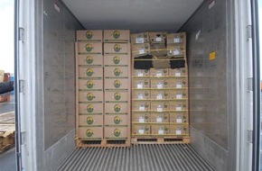 Bundeskriminalamt: BKA: Erfolgreicher Schlag gegen den illegalen Rauschgifthandel  120 Kilogramm Kokain in einer Bananenlieferung  in Bremerhaven sichergestellt
