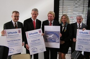 Polizeipräsidium Frankfurt am Main: POL-F: 080319 - 0342 Innenminister Volker Bouffier: Bundesweit einmaliges Gütesiegel "Cargo Safe" erstmals verliehen - Kriminalprävention am Flughafen Frankfurt