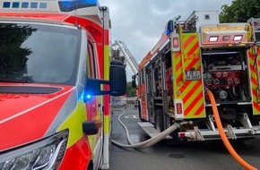 Kreisfeuerwehrverband Segeberg: FW-SE: Dachstuhlbrand in Kaltenkirchener Innenstadt