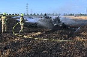 Feuerwehr Pulheim: FW Pulheim: Feldbrand in Pulheim