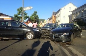 Polizeidirektion Bad Kreuznach: POL-PDKH: Frontalzusammenstoß