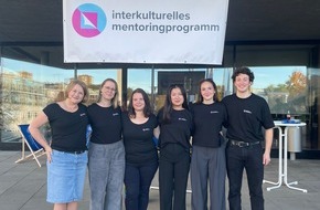 DAAD: Universität Stuttgart gewinnt Preis des Auswärtigen Amts für Betreuung internationaler Studierender