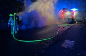 Feuerwehr Ratingen: FW Ratingen: Mehrere KFZ-Brände im Stadtgebiet Ratingen