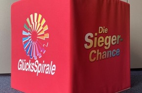 LOTTO Bayern: "Die Sieger-Chance"-Rente geht nach Bayern: zehn Jahre lang monatlich 5.000 Euro aufs Konto