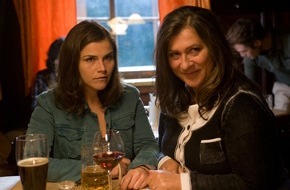 ZDF: ZDF dreht Krimidrama mit Katharina Wackernagel, Eva Mattes und Aglaia Szyszkowitz / "Mord am Höllengrund" entsteht im Allgäu (BILD)