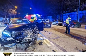 Feuerwehr München: FW-M: Frau bei Verkehrsunfall verletzt (Pasing)