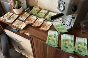 Hauptzollamt Münster: HZA-MS: Gemeinsame Pressemitteilung der Staatsanwaltschaft Münster und des Hauptzollamts Münster: Zoll findet bei Durchsuchung knapp 40.000 Euro und illegale Waffen / Verdächtige bleiben in Gewahrsam