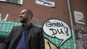 ZDFneo: Neues von ZDFneo und Herrn Eppert / Zwei Reportagen zum Thema "Wie süchtig sind wir?" (FOTO)