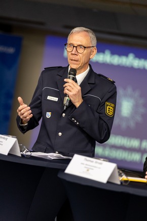 POL-FR: Breiter Praxischeck für den Taser bei der Polizei Baden-Württemberg