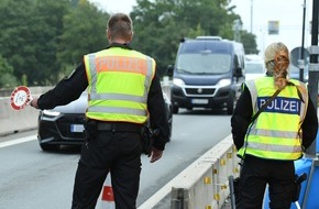 Bundespolizeidirektion M&uuml;nchen: Bundespolizeidirektion M&uuml;nchen: Bundespolizeiinspektion Freilassing auch &uuml;ber Weihnachten stark gefordert