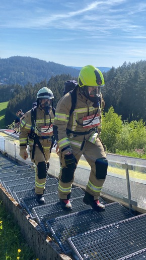 Feuerwehr Konstanz: FW Konstanz: Konstanzer Treppenläufer erfolgreich bei Schanzenlauf