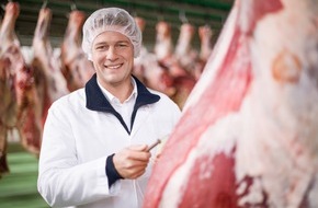 Kaufland: Lidl und Kaufland verzichten als erste Handelsunternehmen mit ihren Fleisch- und Geflügellieferanten und in der eigenen Produktion zukünftig auf Werkverträge