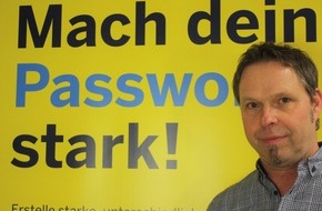 Kreispolizeibehörde Kleve: POL-KLE: Kreis Kleve - Info-Hotline zum Thema "Sicheres Surfen im Netz" / Experte am Telefon