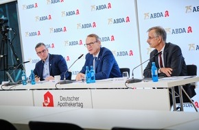 ABDA - Bundesvereinigung Deutscher Apothekerverb&auml;nde e. V.: Deutscher Apothekertag - Umfragewerte aus der Apothekerschaft zeigen: Politisches Handeln ist dringend erforderlich!