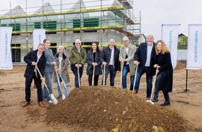 DORNIEDEN Gruppe GmbH & Co. KG: Spatenstich für Wohnquartier mit 85 Häusern in Babenhausen (Hessen)