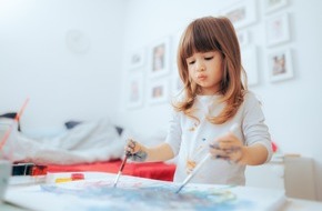 Deutscher Verband Ergotherapie e.V. (DVE): Als Kind mit der "falschen" Hand schreiben lernen kann zu gravierenden Problemen führen