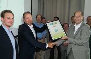 GREEN BRANDS Organisation: GREEN BRANDS startet das zweite Auszeichnungsverfahren für ökologisch nachhaltige Marken in Deutschland mit erster Jury-Sitzung und Auszeichnung des Scandic Hamburg Emporio Hotels